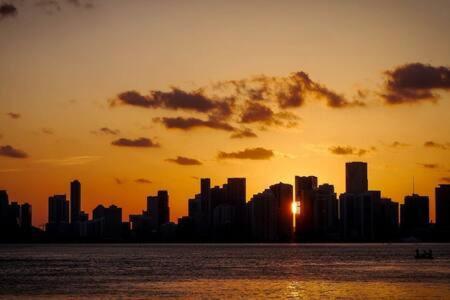 Heart Of Downtown Miami Studio Pool & Gym公寓 外观 照片